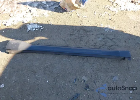 2018 Jeep Compass Latitude 4X4 z USA, uszkodzony, nr VIN 3C4NJDBB6JT484222